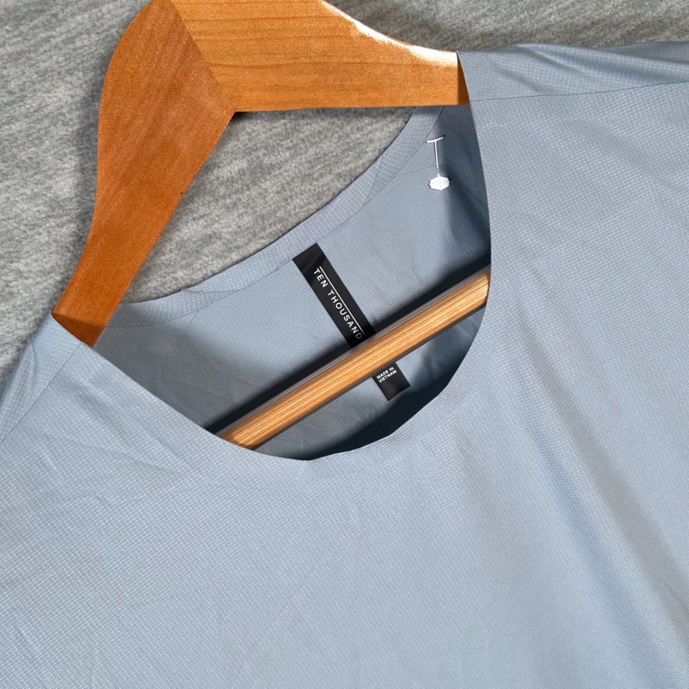 Ten Thousand Distance Shirt Mens XL Blue Performance Mesh Running Gym Train NEW